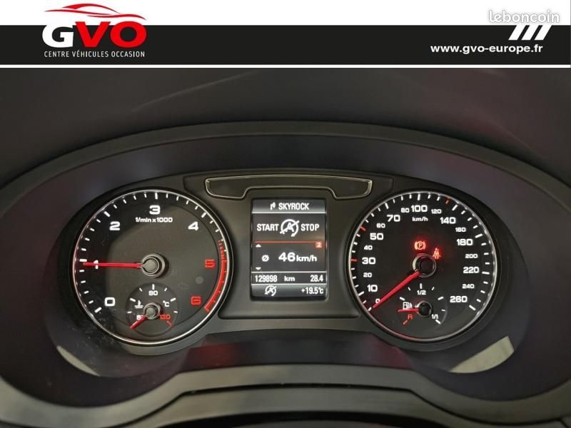 Audi Q3 2.0 TDI 150ch ultra Urban Techno (image 8)
