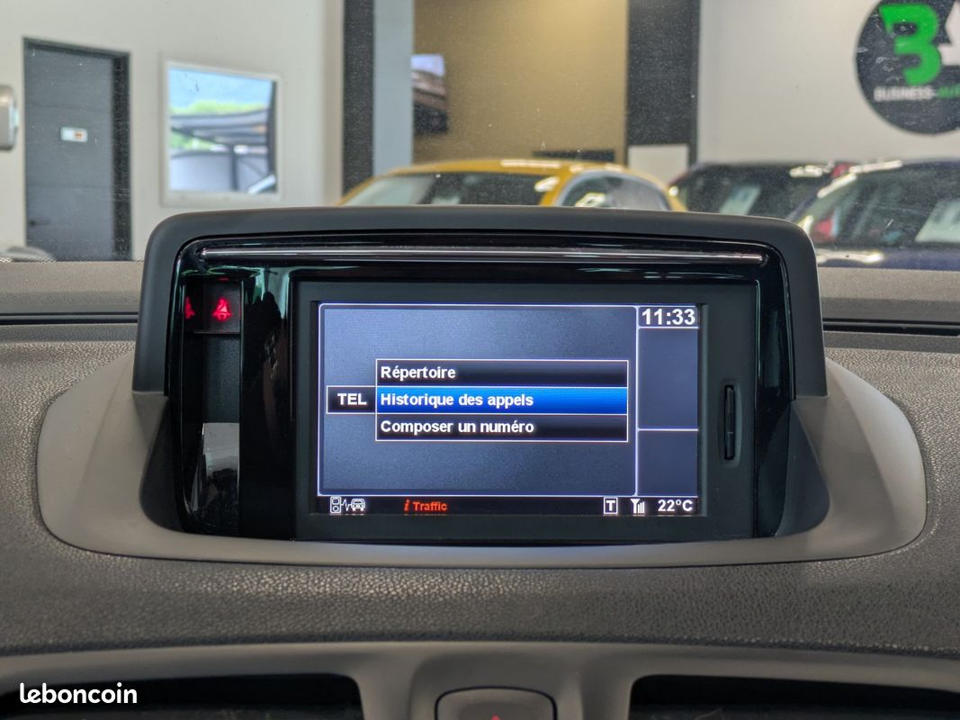 RENAULT MEGANE III BERLINE TCE 130cv Energy eco2 Limited / GPS / Bluetooth / Crit'air 1 (image 11)