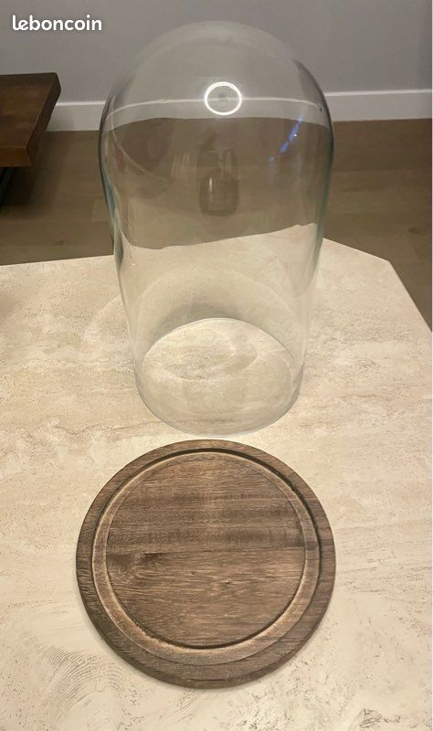 Cloche en verre avec son support en bois - Décoration Cloche en verre avec son support en bois - Décoration