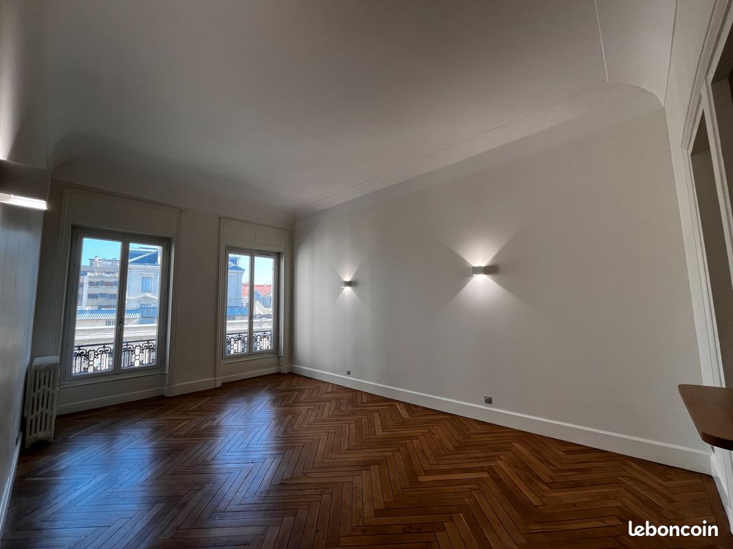 Appartement 2 pièces 80 m² · à Saint-Étienne · 80 m² · 1 220 €/mois