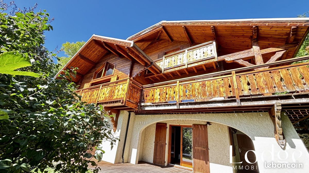 Maison 7 pièces 206 m² · à Briançon · 206 m² · 1 299 000 €