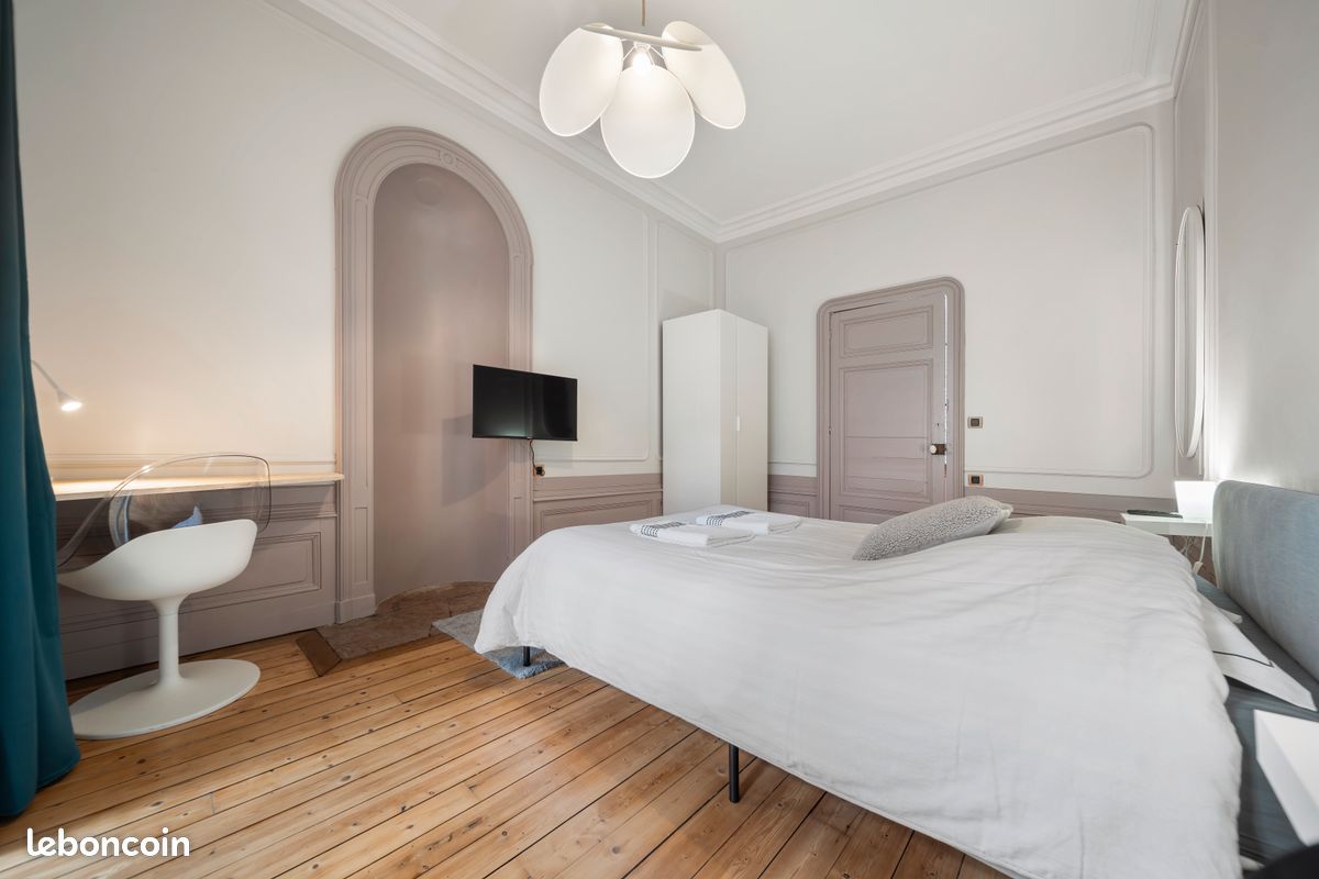 Appartement a louer lons-le-saunier - 4 pièce(s) - 104 m2 - Surfyn