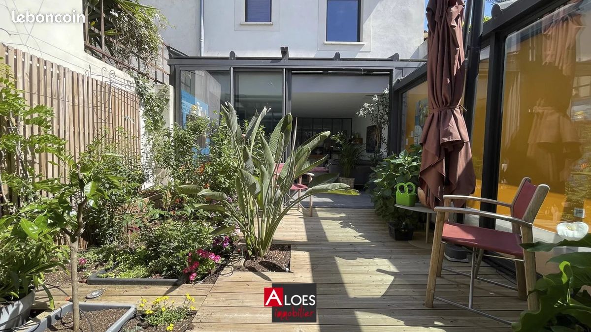 Maison 7 pièces 143 m² · à Aigues-Mortes · 143 m² · 698 500 €