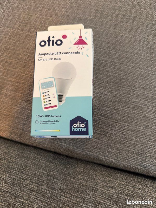 Ampoule LED connectée OTIO (image 1)