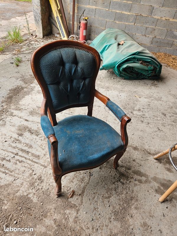 Fauteuil à renover a négocier (image 2)