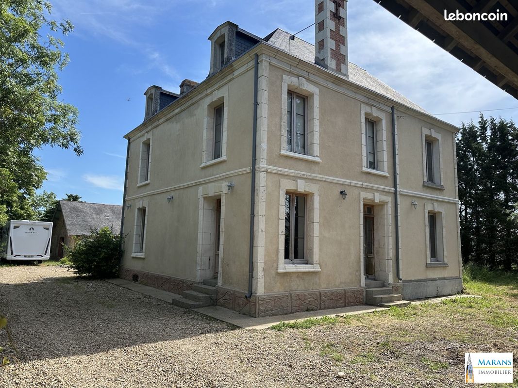Maison 5 pièces 147 m² · à La Taillée · 147 m² · 305 200 €