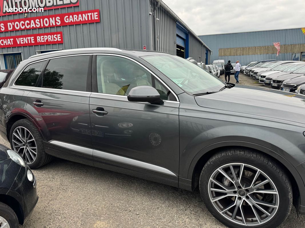 Audi q7 (image 6)
