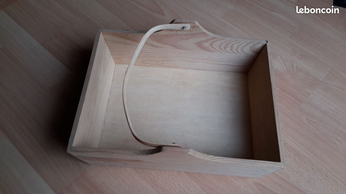 Grand panier / plateau en bois avec anse (image 2)