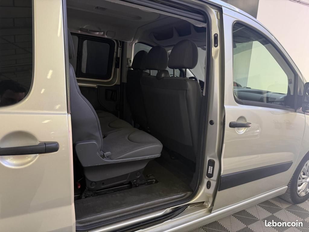 PEUGEOT EXPERT 1.6l HDi 90ch Tepee Confort Pack Court - 9pl + Double Ouverture (image 14)