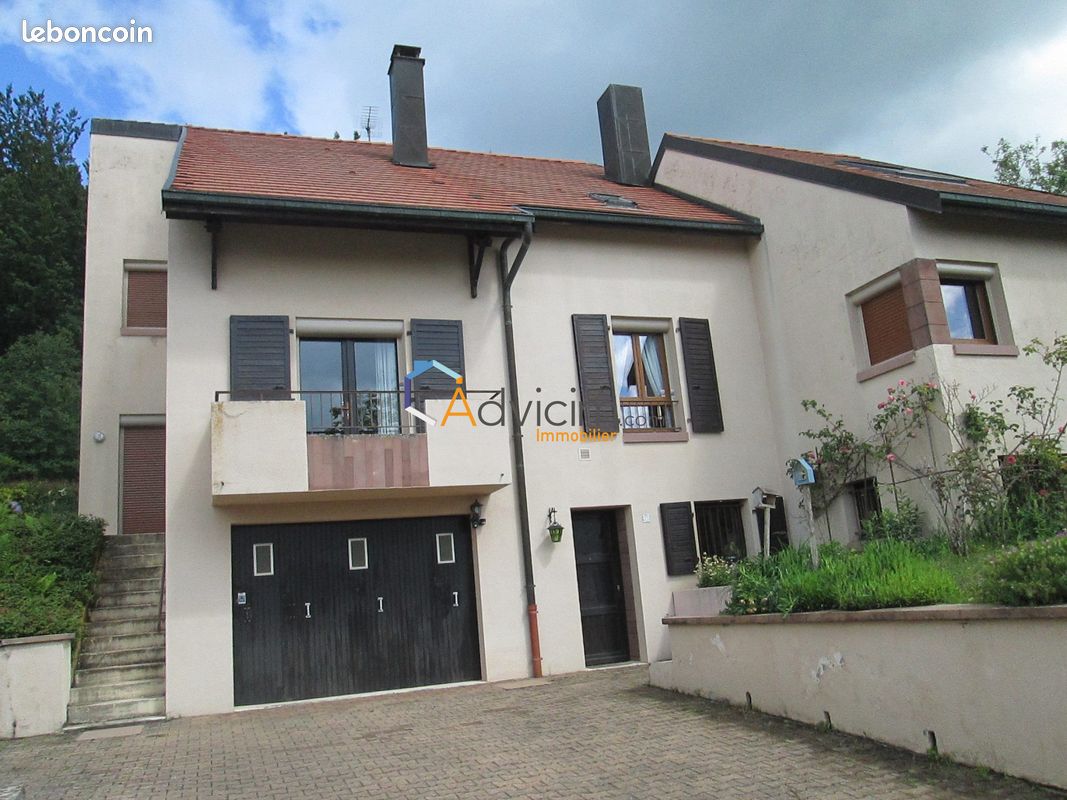 Maison 10 pièces 217 m² · à Luxeuil-les-Bains · 217 m² · 249 000 €