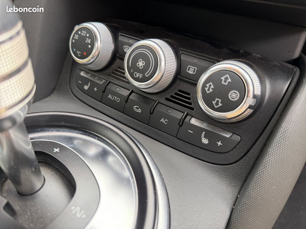 AUDI R8 V8 4.2 FSI QUATTRO 420 R-TRONIC 420Ch - Bang Olufsen - Sièges éléctrique/chauffants - Magnetic Ride - Caméra de Recul - GARANTIE 12 MOIS (image 19)