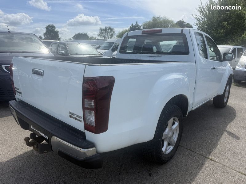 Isuzu D-MAX 2.5 TD 163 SPACE SOLAR A/C 4X4 (image 3)