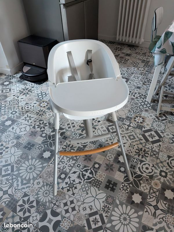 Chaise haute béaba evolutive (image 1)