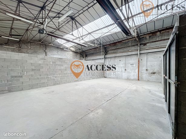 Parking/box 94 m² Groslay