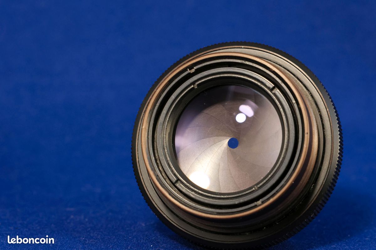 Lot 286 - A Carl Zeiss Jena Stereo Palmos Camera and a
