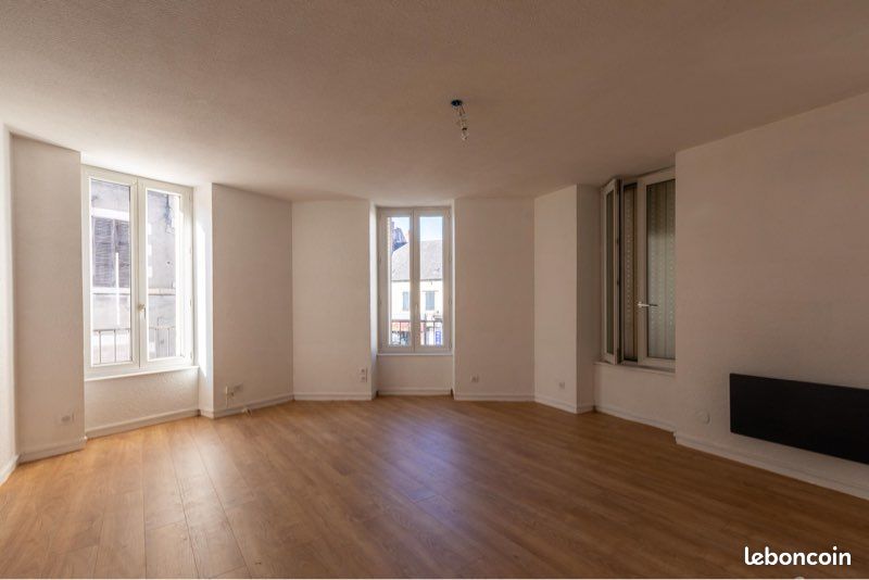 Appartement 2 pièces 51 m² · à Montluçon · 51 m² · 445 €