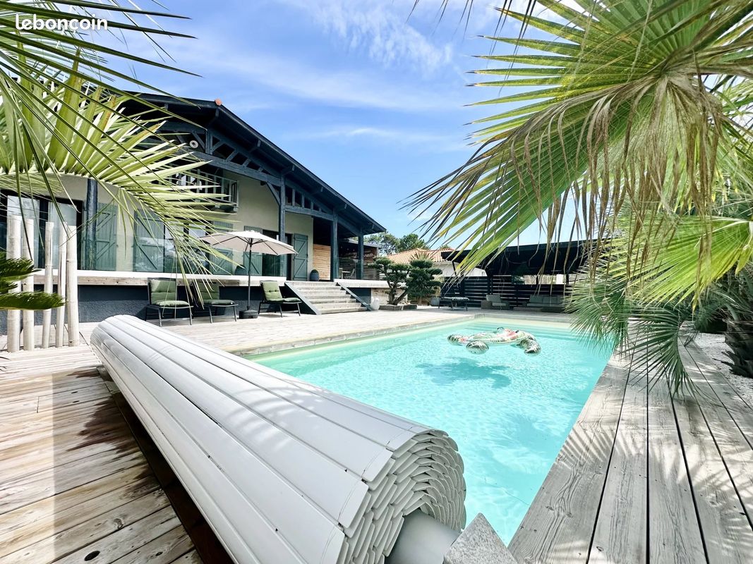 Maison 9 pièces 260 m² · à Biscarrosse · 260 m² · 998 000 €