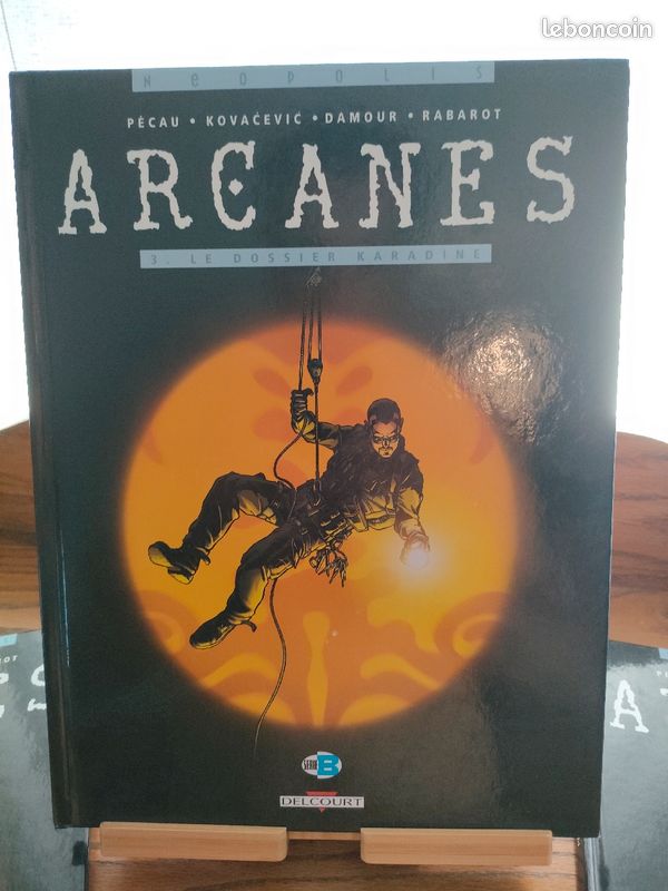BD_"Arcanes" T3:"Le dossier Karadine"/ EO disponibles (image 3)