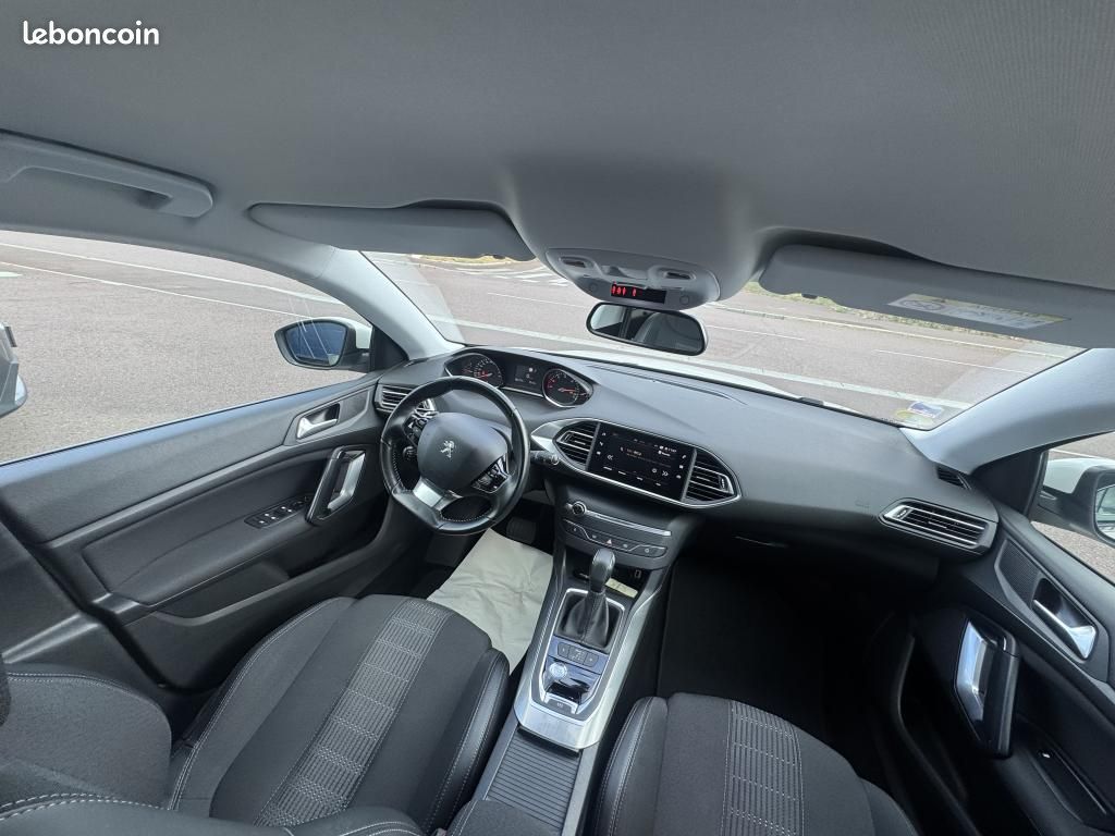 Peugeot 308 1.5 BLUEHDI 130 EAT8 ALLURE BUSINESS (image 9)