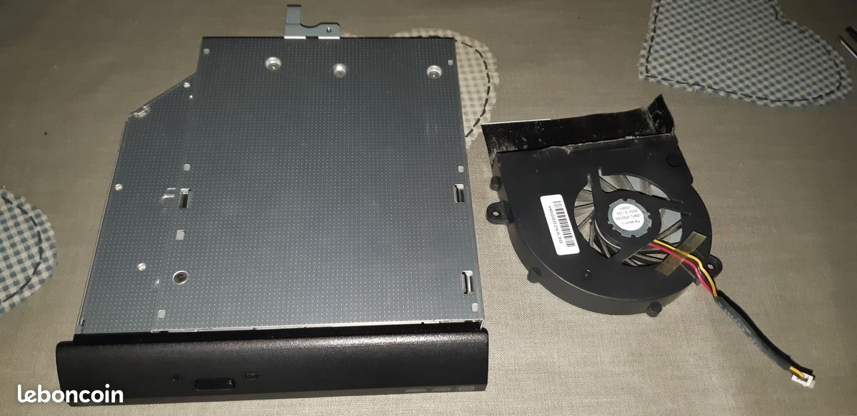 Lecteur dvd ordinateur portable et ventilateur (image 1)