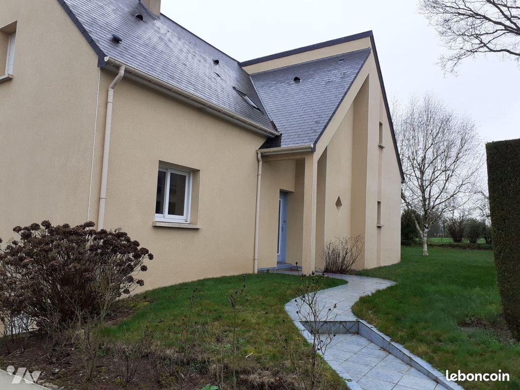 Maison 4 pièces 121 m² · à Erbrée · 121 m² · 1 015 €