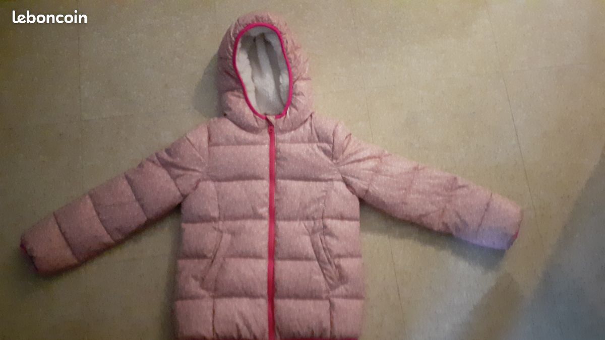 Doudoune benetton etat neuf fille 7/8 ans (image 4)
