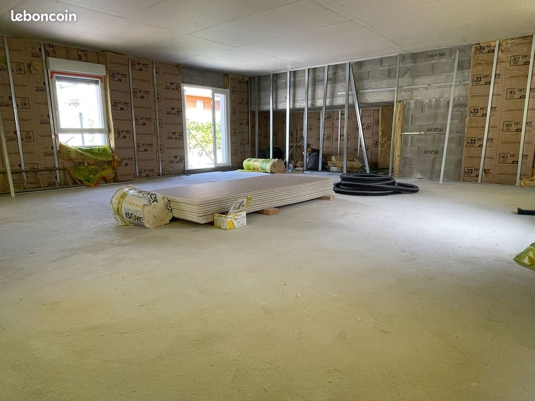 Appartement 3 pièces 75 m² · à Dagneux · 75 m² · 160 000 €