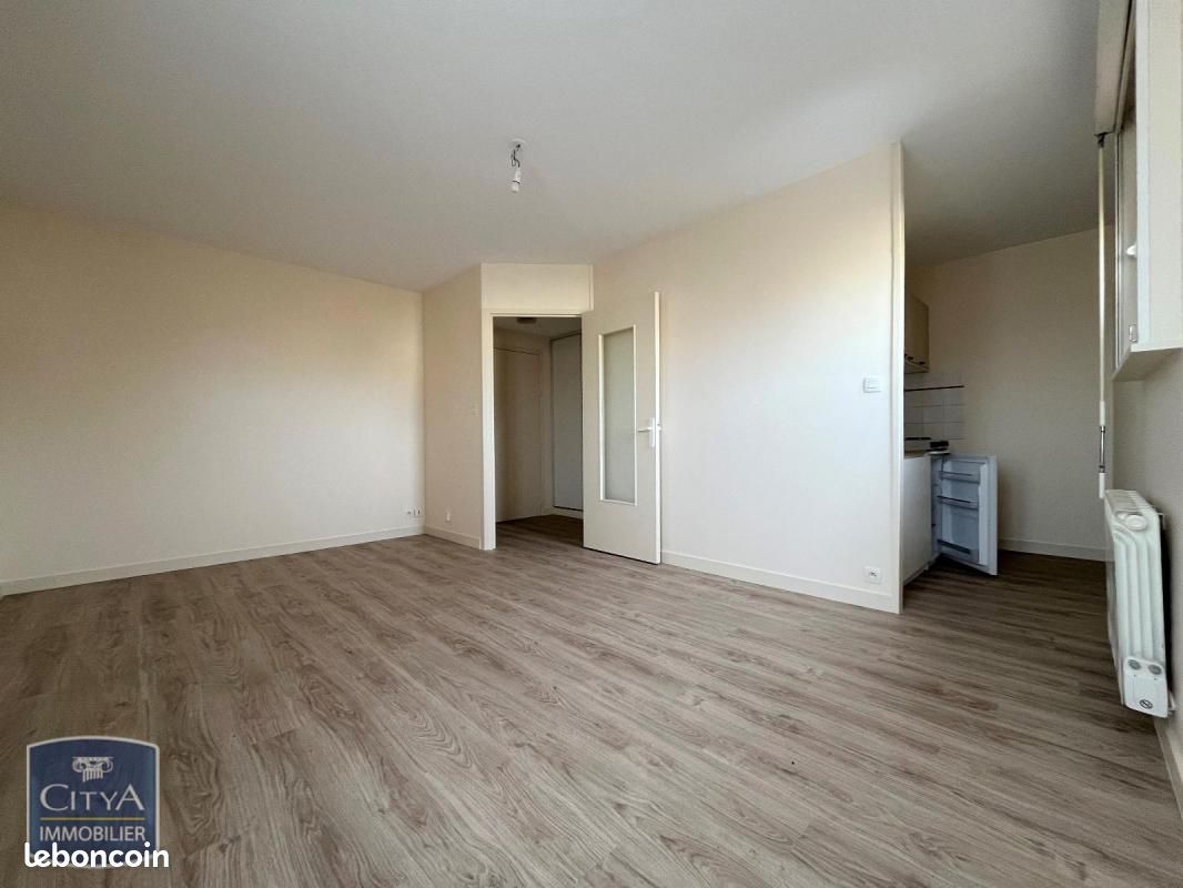 Appartement 1 pièce 25 m² - Poitiers 86000 (image principale 1)