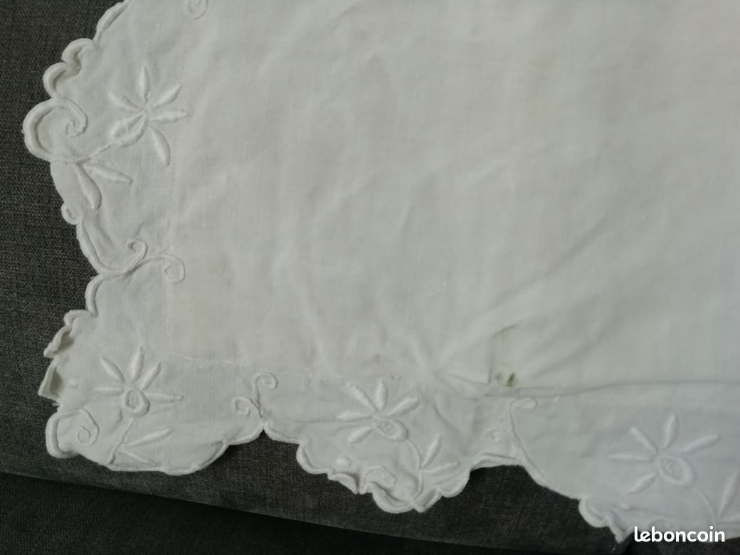 Taie d'oreiller ancien blanc (image 3)
