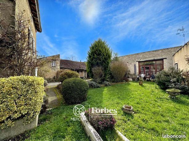 Maison 5 pièces 145 m²