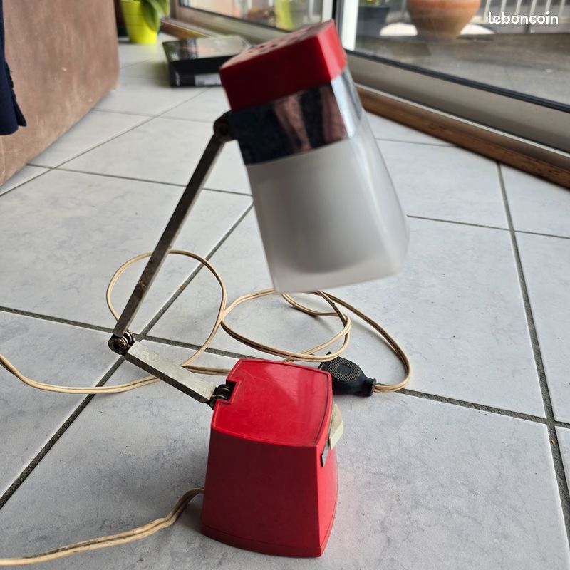 Lampe de Bureau Taki Modèle Iris du créateur Tada Kiko (image 5)