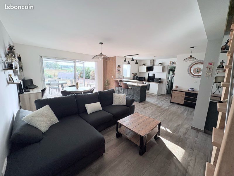 Maison 6 pièces 114 m² · à Saint-Léger-les-Vignes · 114 m² · 339 000 €