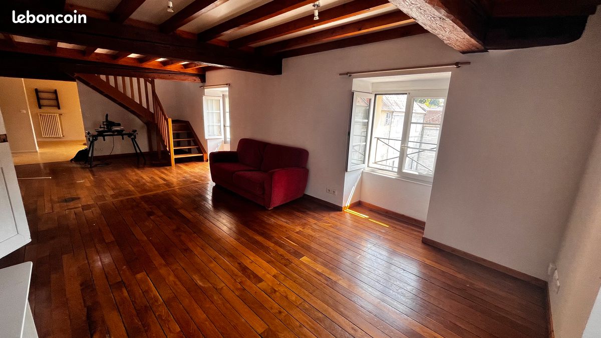 Appartement 4 pièces 117 m² · à Salins-les-Bains · 117 m² · 680 €