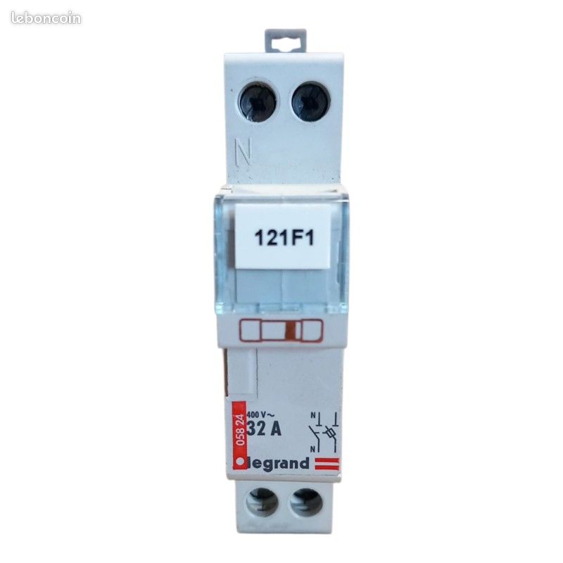 LOT DE 4 LEGRAND 05824 32A Repartiteur modulaire (image 2)