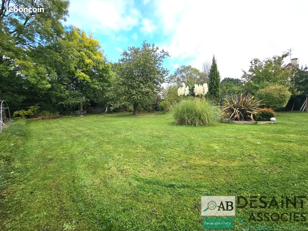Terrain 919 m² · à Maisoncelles-en-Brie · 134 000 €
