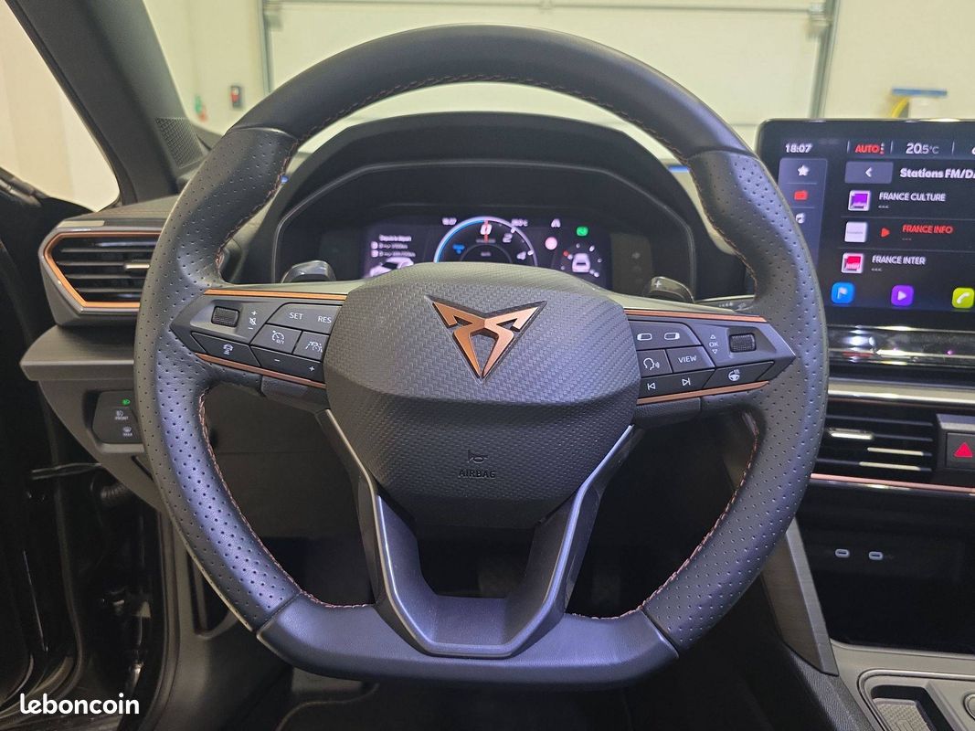 CUPRA Formentor 1.4 e-HYBRID 204 ch DSG6 V (image 16)