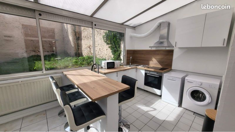 Appartement 3 pièces 100 m² · à Douai · 100 m² · 935 €