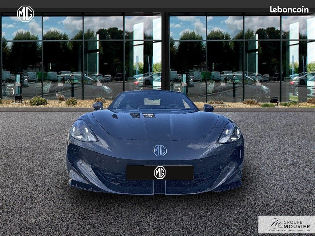 MG cyberster 77KWH - 250 KW 2WD (image 2)