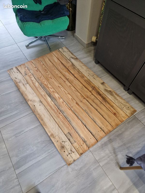 Coffre en bois sur roulettes (image 5)