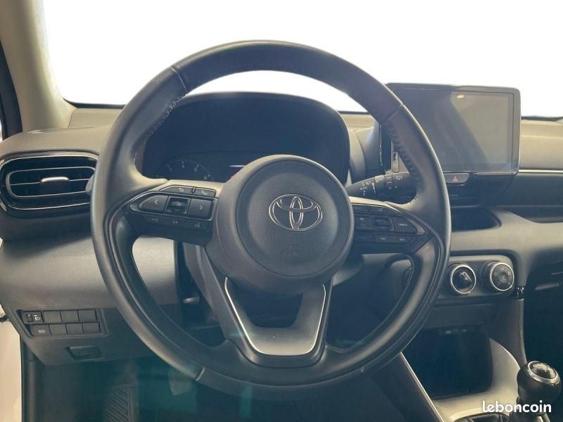 Toyota Yaris 120 VVT-i Dynamic Business 5p MC24 (image 26)