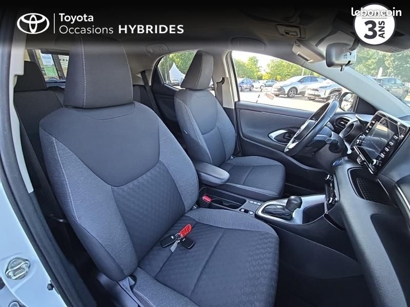 Toyota Yaris 116h Design 5p (image 6)