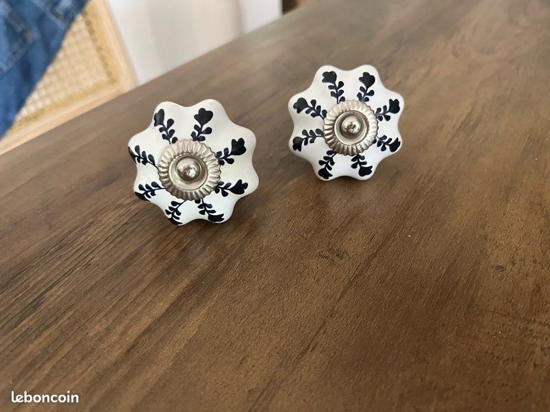 Boutons de meuble (image 1)