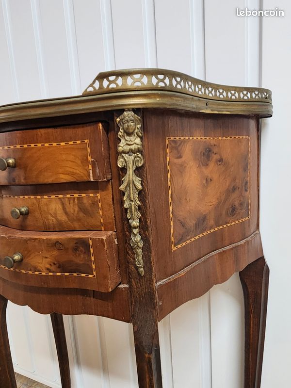 Chevet forme rognon style Louis XVI marquetée (image 4)