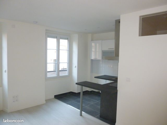 Appartement 1 pièce 21 m² · à Meudon · 21 m² · 755 €/mois