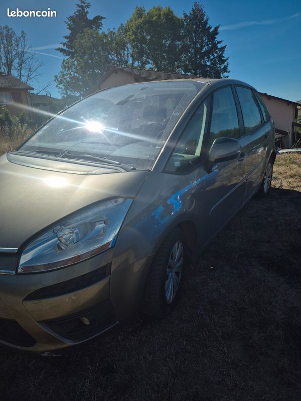 Citroën Picasso (image 1)