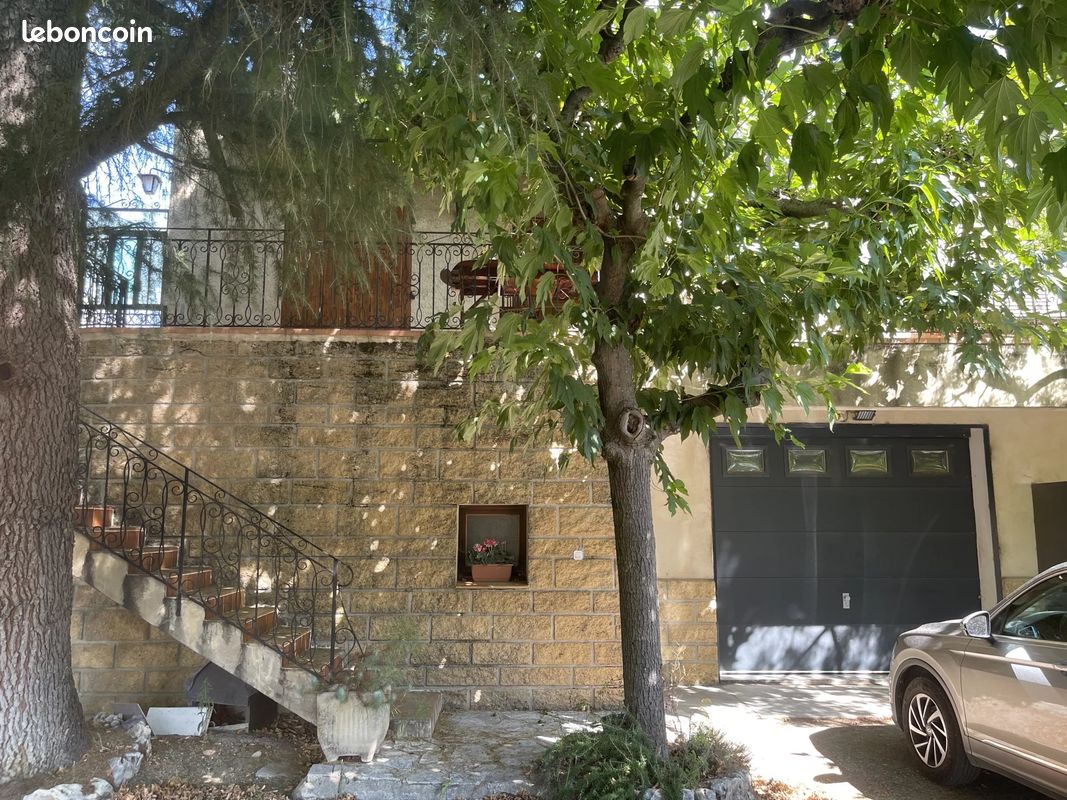 Maison 4 pièces 106 m² · à Mazan · 106 m² · 1 020 €/mois