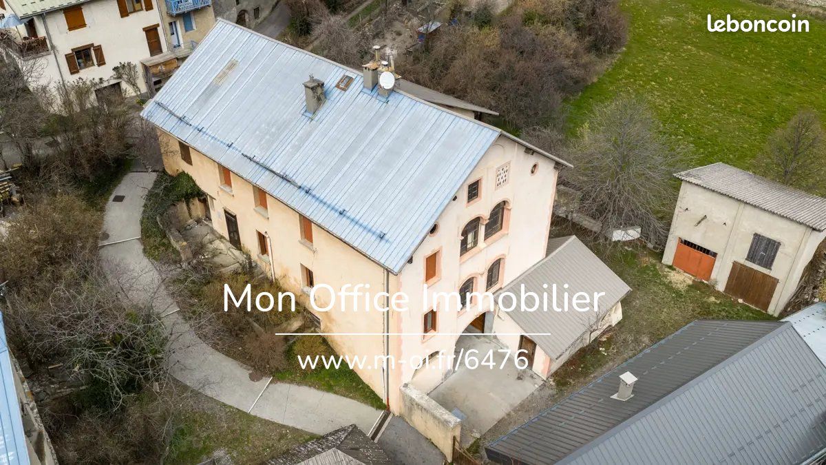 Maison 22 pièces 600 m² · à Saint-Clément-sur-Durance · 600 m² · 419 000 €