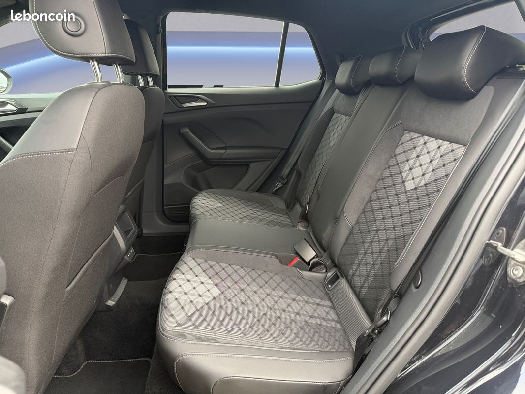 VOLKSWAGEN T-Cross 1.5 TSI 150 Start/Stop DSG7 R-Line (image 13)