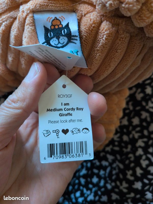 Jellycat Cordy Roy Giraffe Medium avec étiquette – modèle rare retiré 🦒 (image 7)