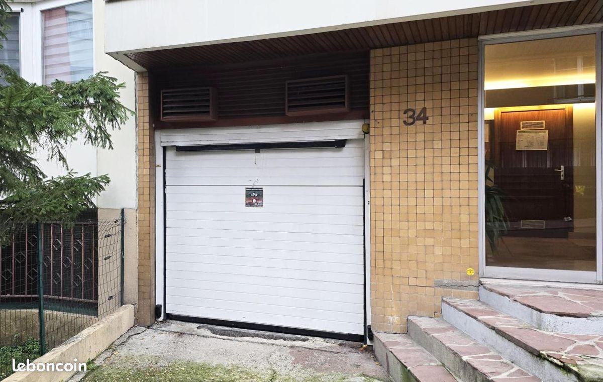 Parking Paris · 13 000 €